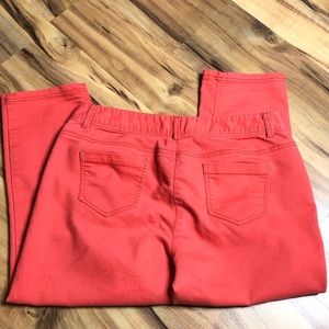 Dalia Collection Modern Fit coral / pink Capri pants size 10